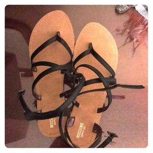 Mossimo  Supply Company black sandals